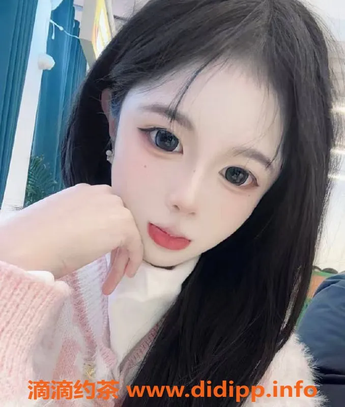 深圳楼凤-龙岗区草莓嫩妹，800P体验白虎制服服务