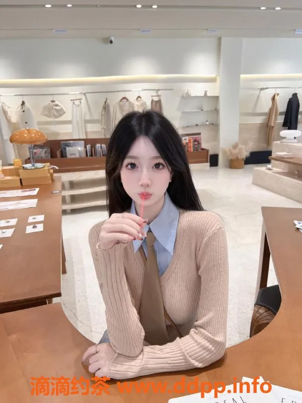 深圳楼凤-南山王婉怡，1388p精彩体验等你来！