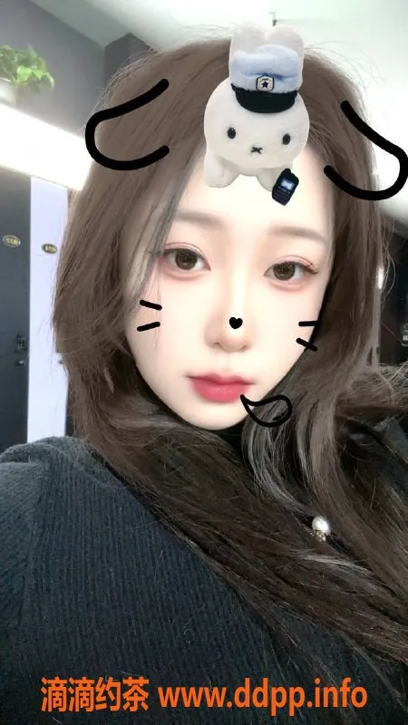 深圳楼凤-宝安区嫩妹甜甜，制服服务，超赞体验