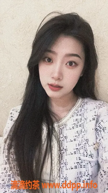 广州楼凤-天河御姐二妞，超大胸大长腿，13P等你来挑战！