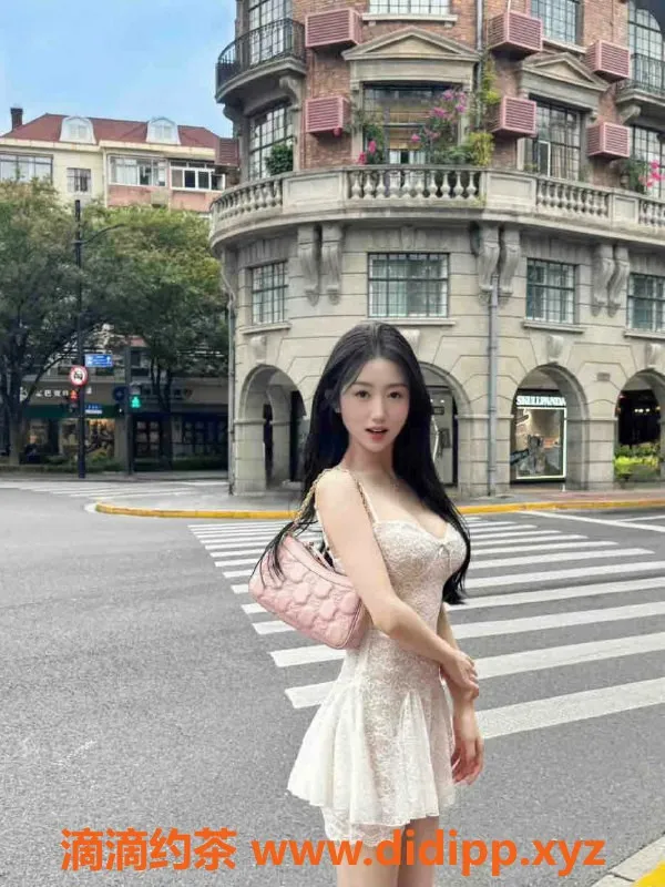 深圳楼凤-龙华沁妹，800元绝佳服务，快来体验！