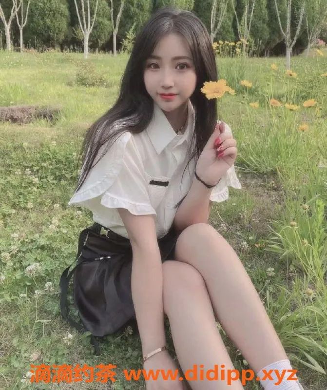 上海楼凤-普陀小幼幼，18岁160cm，C罩杯，超值体验！