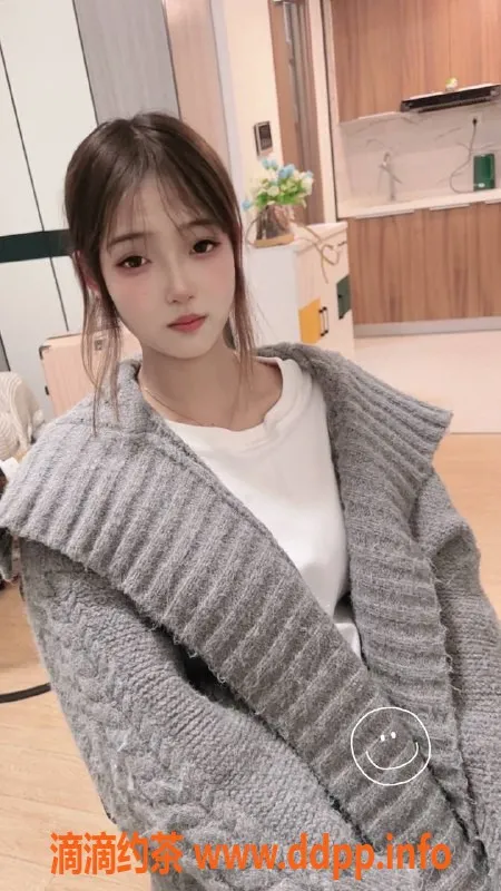 成都楼凤-成都驷马桥小野，22岁168cm细腻嫩妹，600元50分钟服务