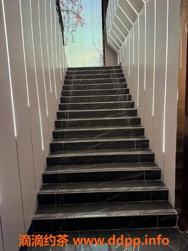 广州楼凤-白云东平优质会所，价格569起，体验服务多样