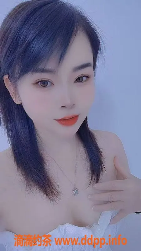 杭州楼凤-临平区晓晓，27岁C罩杯，600元性价比高