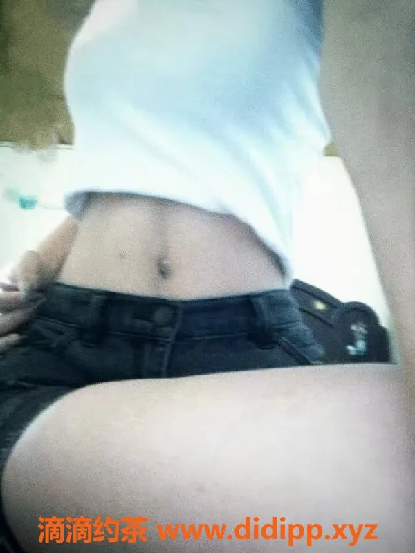 成都楼凤-溜溜梅，163cm清纯少女，服务多样，600元/次