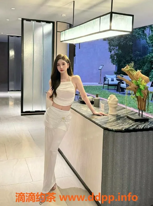 深圳楼凤-龙岗柒柒，788p超值体验，魅力无限