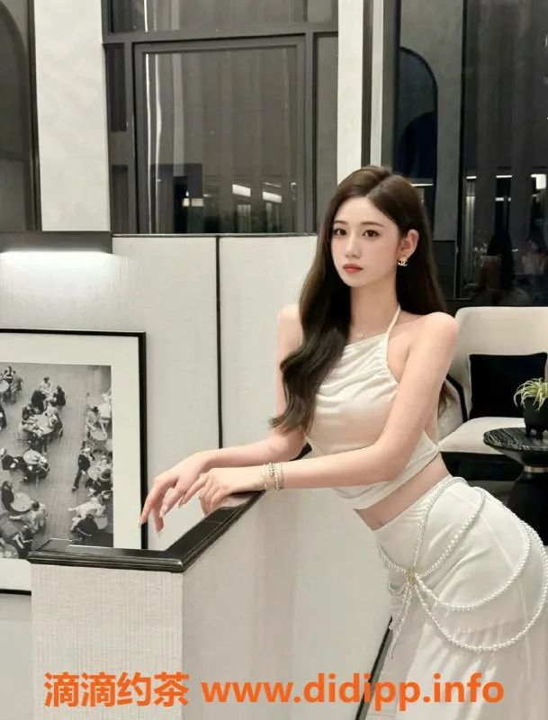 深圳楼凤-龙岗柒柒，788p超值体验，魅力无限