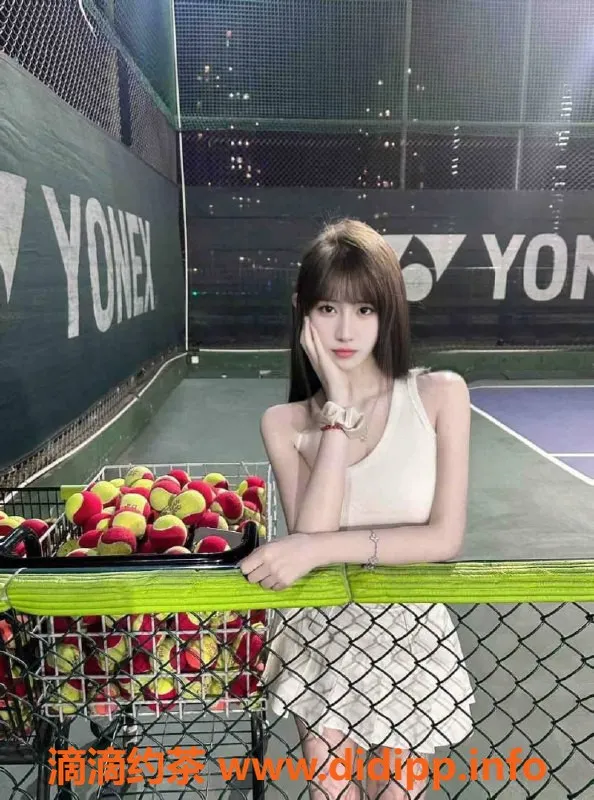 深圳楼凤-龙岗柒柒，788p超值体验，魅力无限