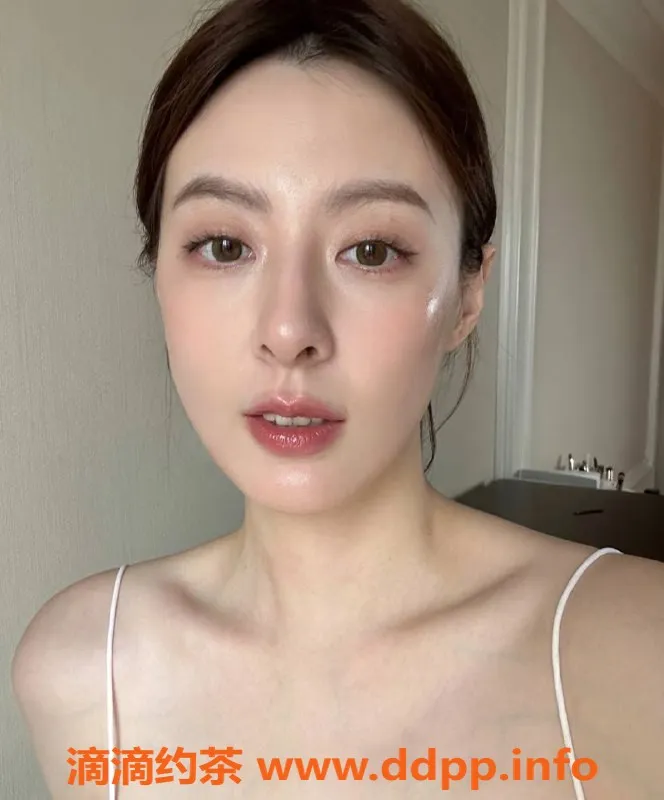 北京楼凤-丰台区凤玲姐，600起步，迷人的小少妇