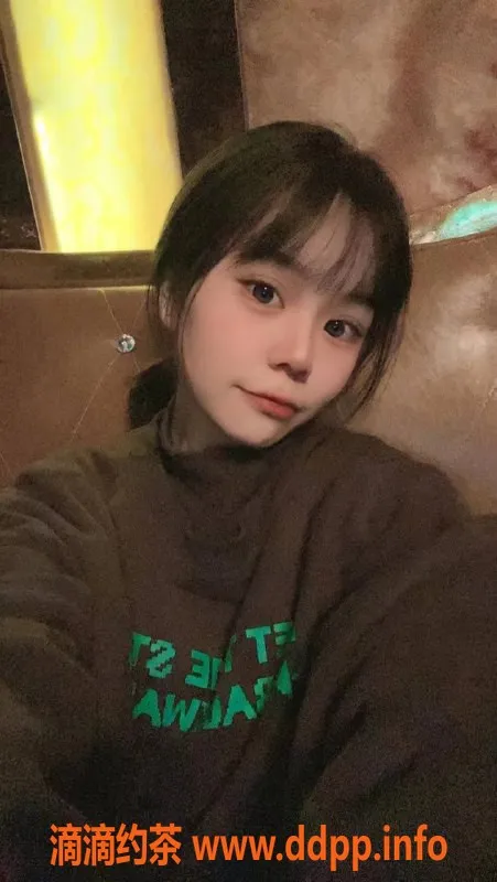 深圳楼凤-龙华区嫩妹楚楚，超值体验988P起