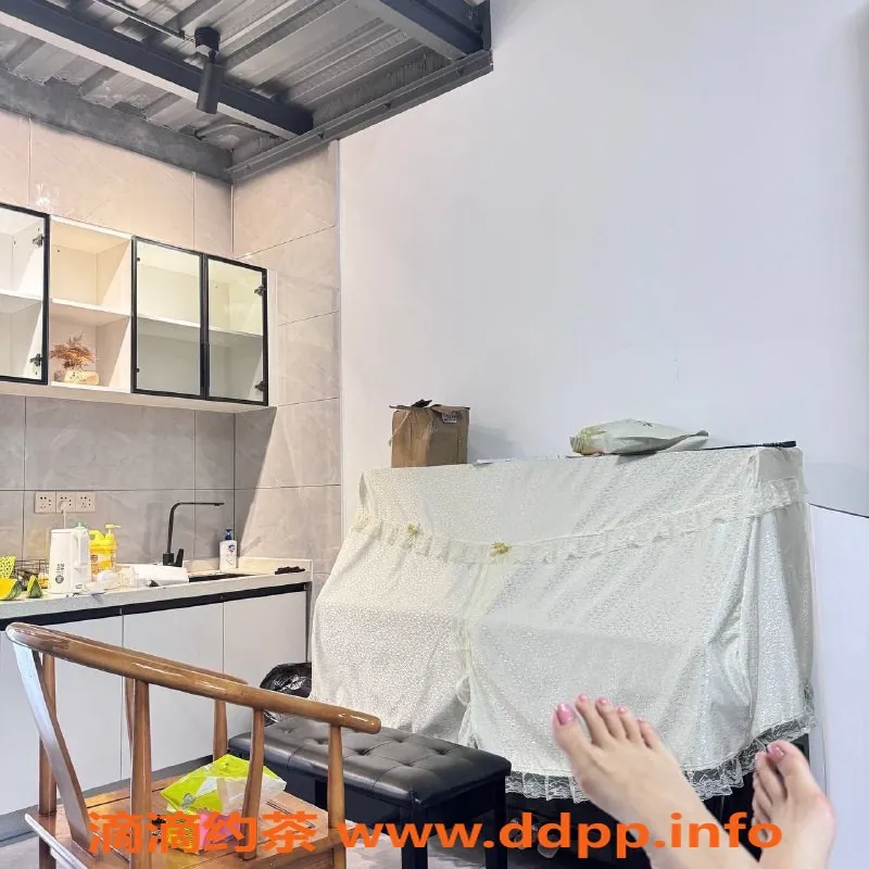 东莞楼凤-黄江玥玥，688一，1288二，超值体验