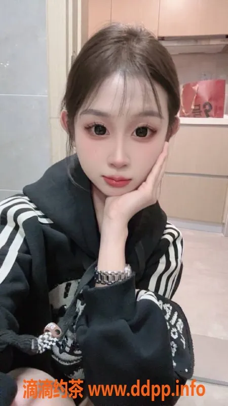 东莞楼凤-南城贝贝，173cm，20岁，700P享受无套服务