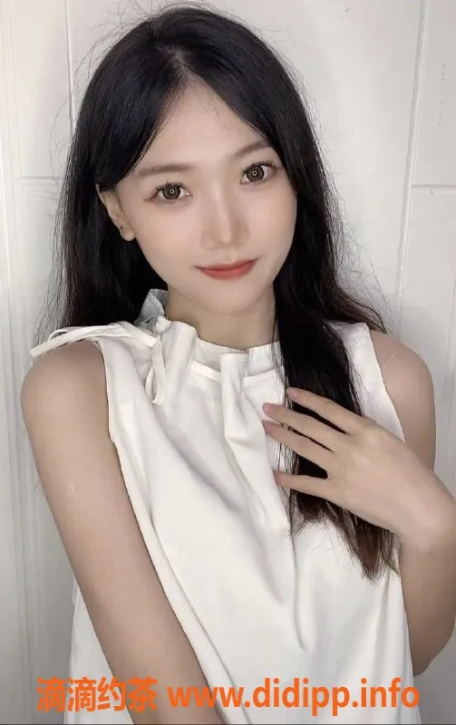 杭州楼凤-西湖区小朋友，身高167，胸围B，1300元起