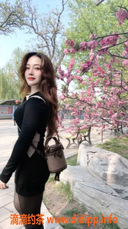 北京spa会所资源信息,湖南女孩162cm，26岁，105斤，胸36D，双井高档服务