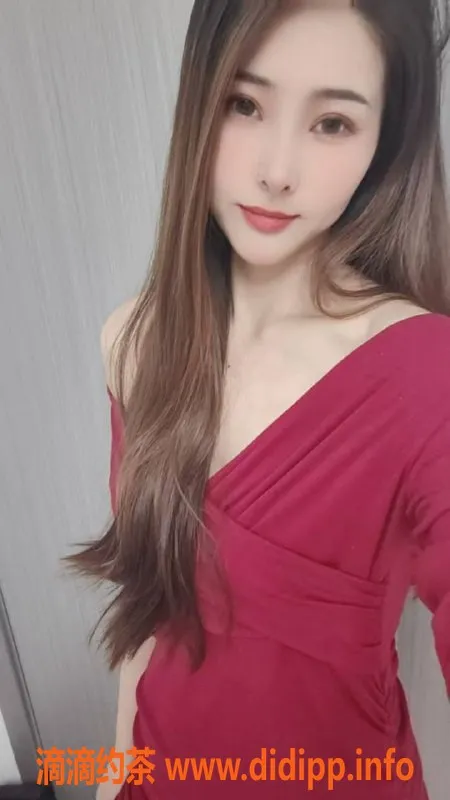 南京楼凤-南京戏剧学院贝贝，价格500起，服务多样