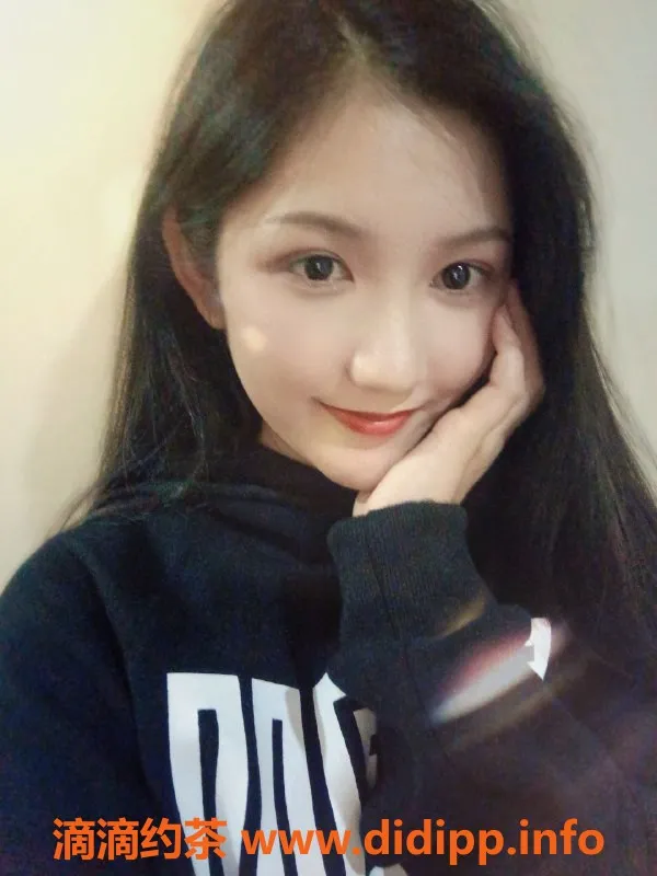 深圳楼凤-福田蛋挞老师，900p享鸳鸯浴与无T服务