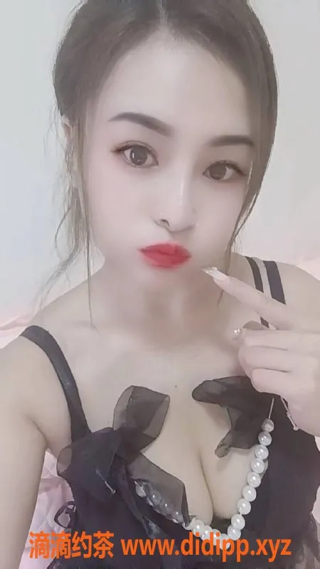 深圳楼凤-龙华小鹿，699元起，御姐服务体验