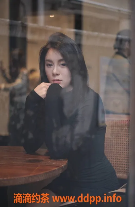 广州楼凤-佛山关之琳：12P御姐大胸，鸳鸯浴服务