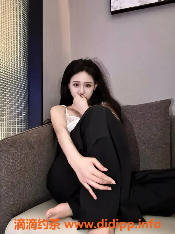 厦门楼凤-思明区浅浅，165cm 46KG 价格600起，服务多样