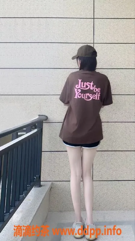 成都楼凤资源信息,成都宇涵，24岁高颜值御姐，性感可人