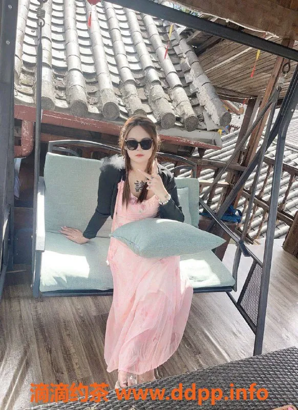 北京楼凤-丰台成寿寺站苏婷，大胸嫩妹只需800p