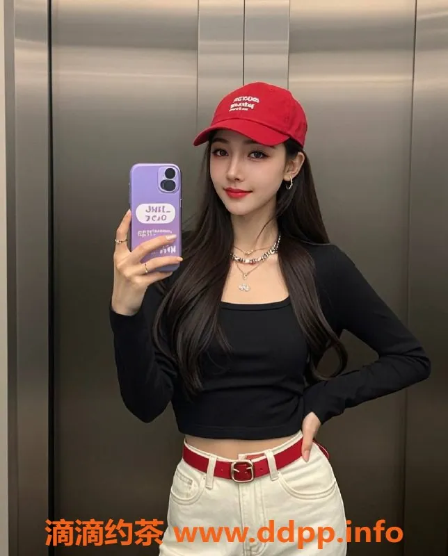 深圳楼凤-南山梦梦，身材火辣的甜美佳人