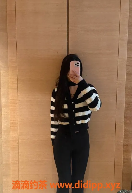 东莞楼凤-南城瑶瑶，19岁魅力性感，陪浴服务热情