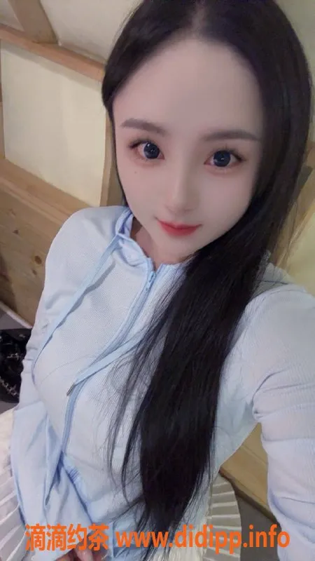 深圳楼凤-龙华区小笼包，御姐制服服务，推荐指数五颗星