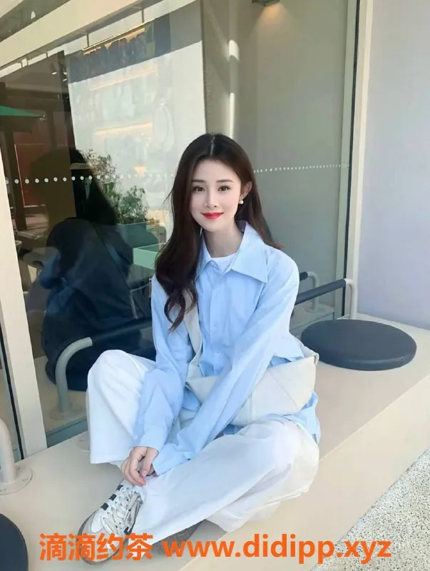 成都楼凤-锦江区小为，服务车少妇，课时费5p起