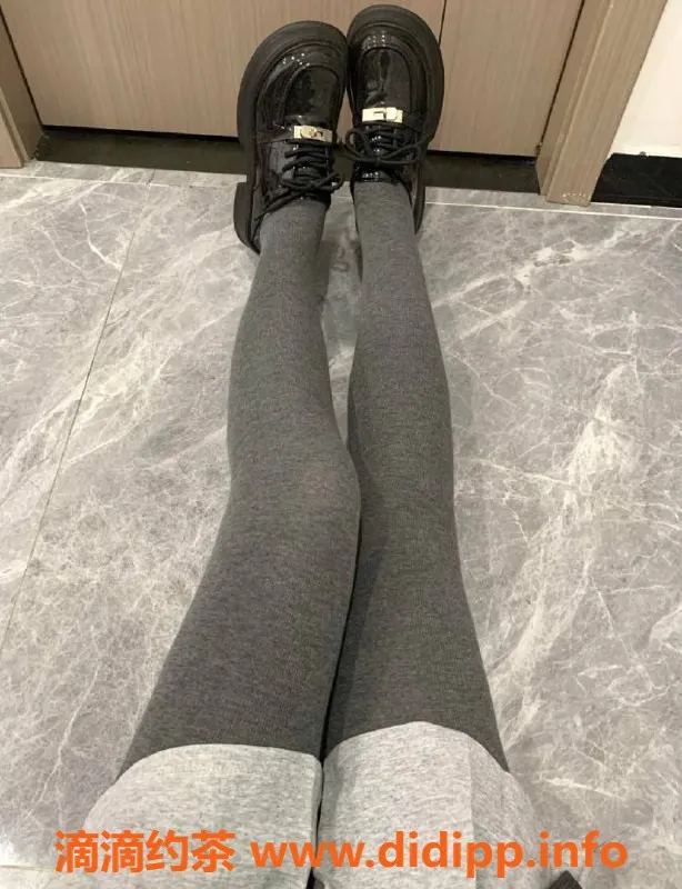 北京spa会所-朝阳太阳宫娜宝，26岁161cm，49kg，1000元服务控