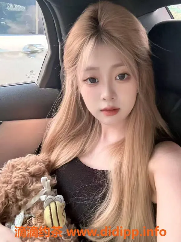 成都楼凤-成都22岁莹宝，丰满甜妹，600元一次服务