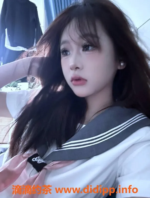 东莞楼凤-南城小福，价格700，服务一流