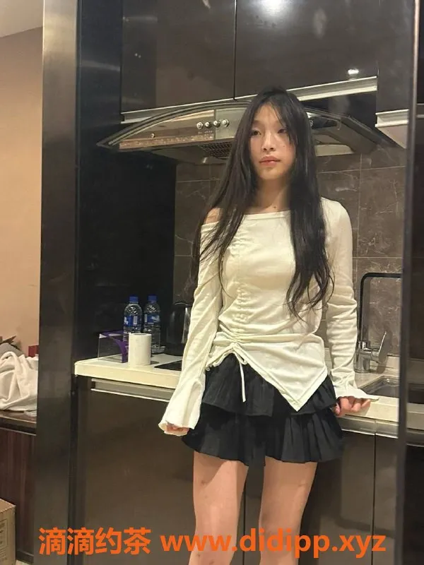 东莞楼凤-南城小诗涵，价格600起，多种服务等你来体验