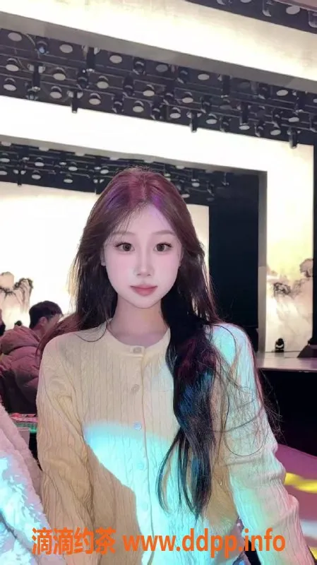 深圳楼凤-宝安区璐璐嫩妹，850元制服服务推荐