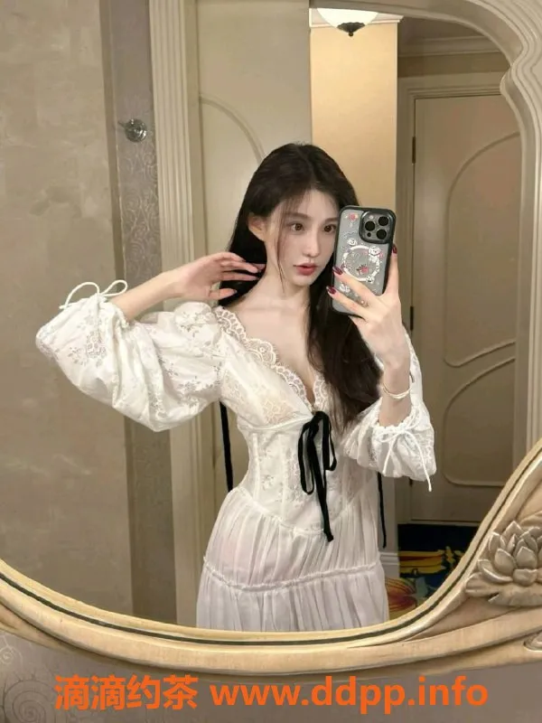 福州楼凤-台江区朱丽叶，167高45轻巧，800起服务多样