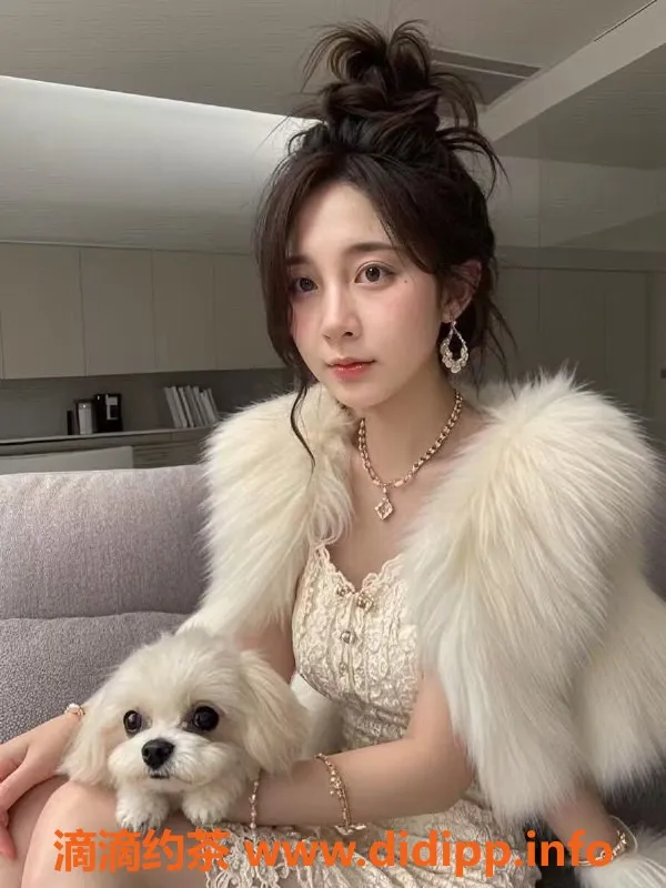 成都楼凤-成都KK，160cm排骨精，17岁，600元体验