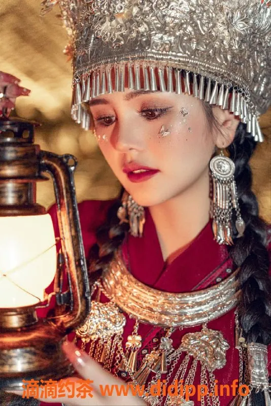 上海楼凤资源信息,闵行南乔，23岁165cm美少女，服务多样，800元起