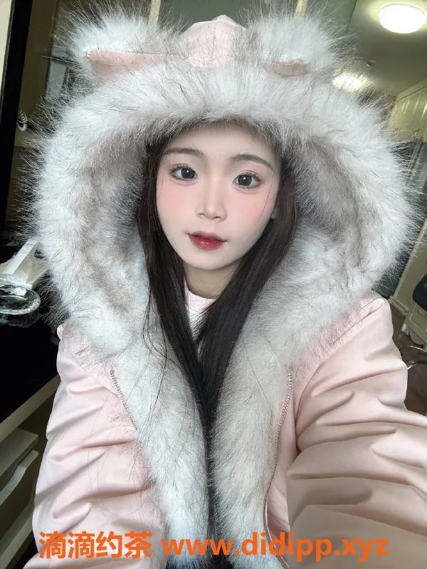 广州楼凤-黄埔嫩妹小漫，7P鸳鸯浴服务体验