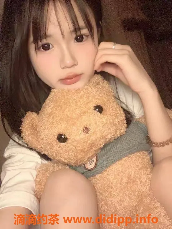 深圳楼凤-宝安区嫩妹糖果，900元超值服务体验