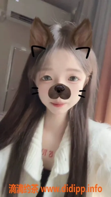 深圳楼凤-福田区小小嫩妹，制服胸推服务，900元起