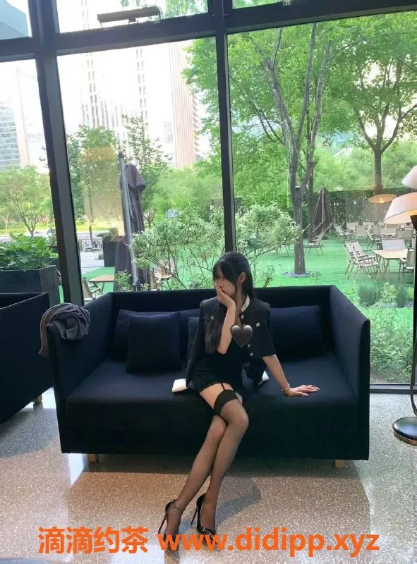 武汉女仆店-武昌徐东高颜值陪玩，399元起享热恋服务