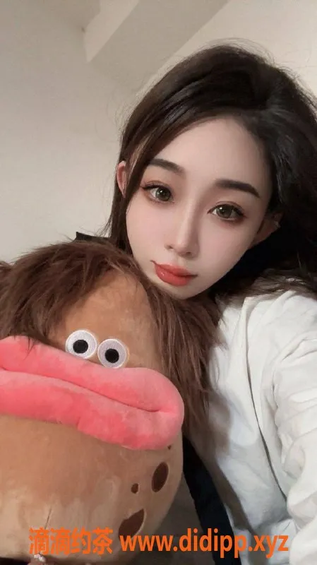 南京楼凤-静怡，163cm C杯魅力妹子，陪浴深喉服务承诺