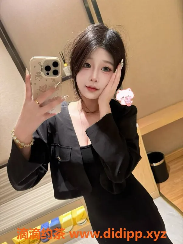 深圳楼凤-南山区嫩妹小白菜，1000P体验制服诱惑