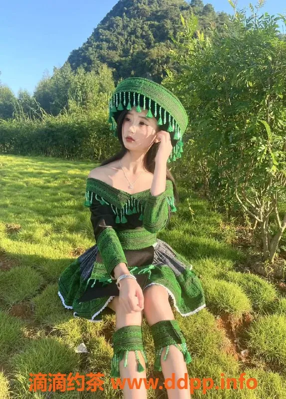 成都楼凤-成都嫩妹珊珊，158cm，70斤，600元超值服务