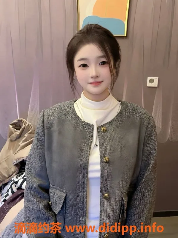 成都楼凤-成都柔柔，17岁巨乳嫩妹，500元享优质服务