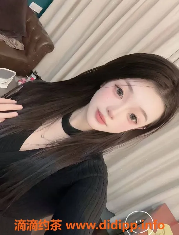 成都楼凤-成都柔柔，17岁巨乳嫩妹，500元享优质服务