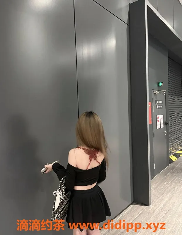 东莞楼凤-南城小香，800一，1500二，4000夜