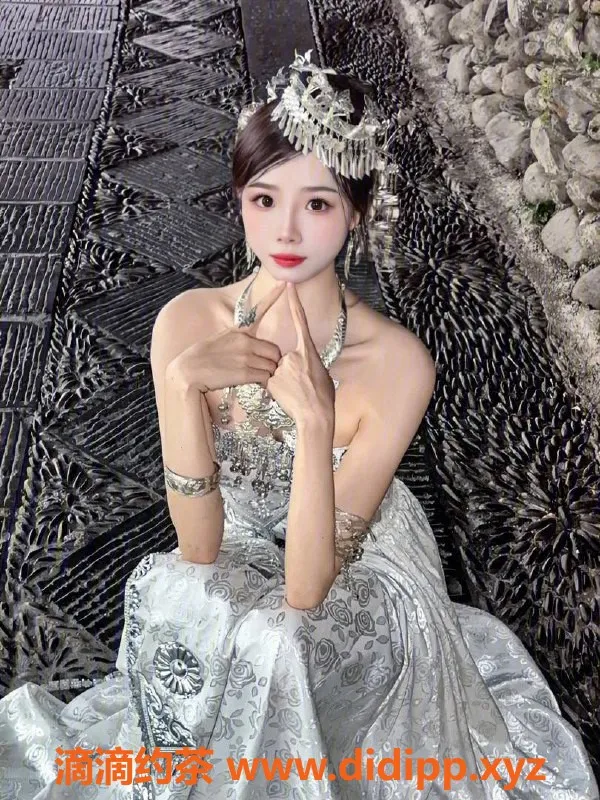 深圳楼凤资源信息,深圳可乐，舌吻、激情爱爱价值1100