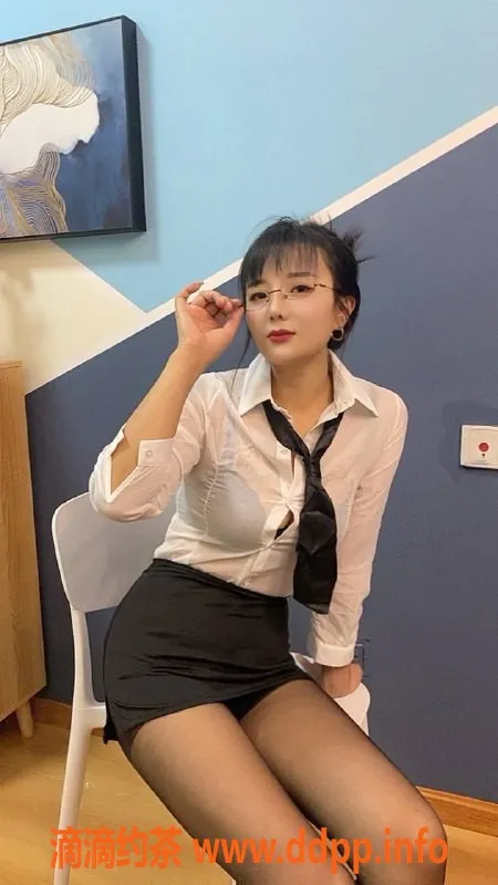 成都楼凤-成华区九儿，2小时仅需5p，完美服务！